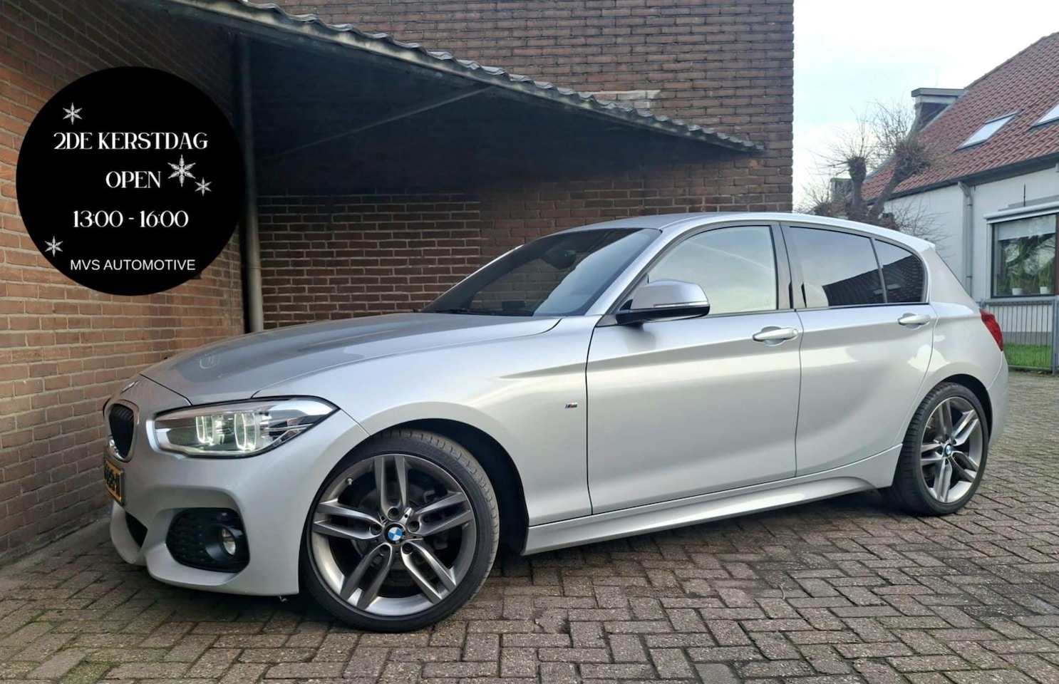 BMW 1-serie - 118i M-Sport 136PK Apple Carplay / Navigatie / Led Verlichting / Lederen Bekleding / Parke - AutoWereld.nl