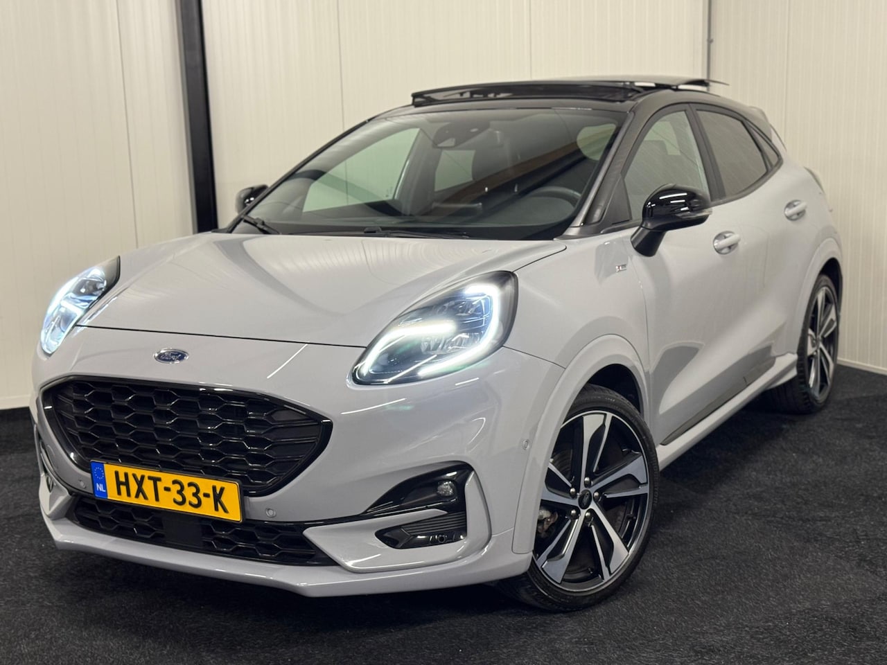 Ford Puma - 1.0 EcoBoost Hybrid ST Line 2022 125PK PANO/KEYLESS/AUTOMAAT/LED/NARDO/CRUISE/19"/TWO-TONE - AutoWereld.nl