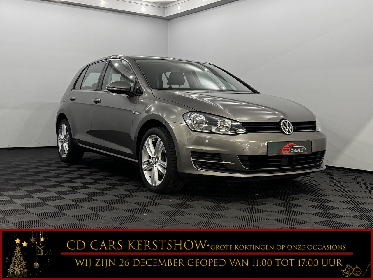 Volkswagen Golf - 1.4 TSI Business Edition Airco, Camera, Navi, Cruise control, Lichtmetalen velgen, Bluetoo - AutoWereld.nl
