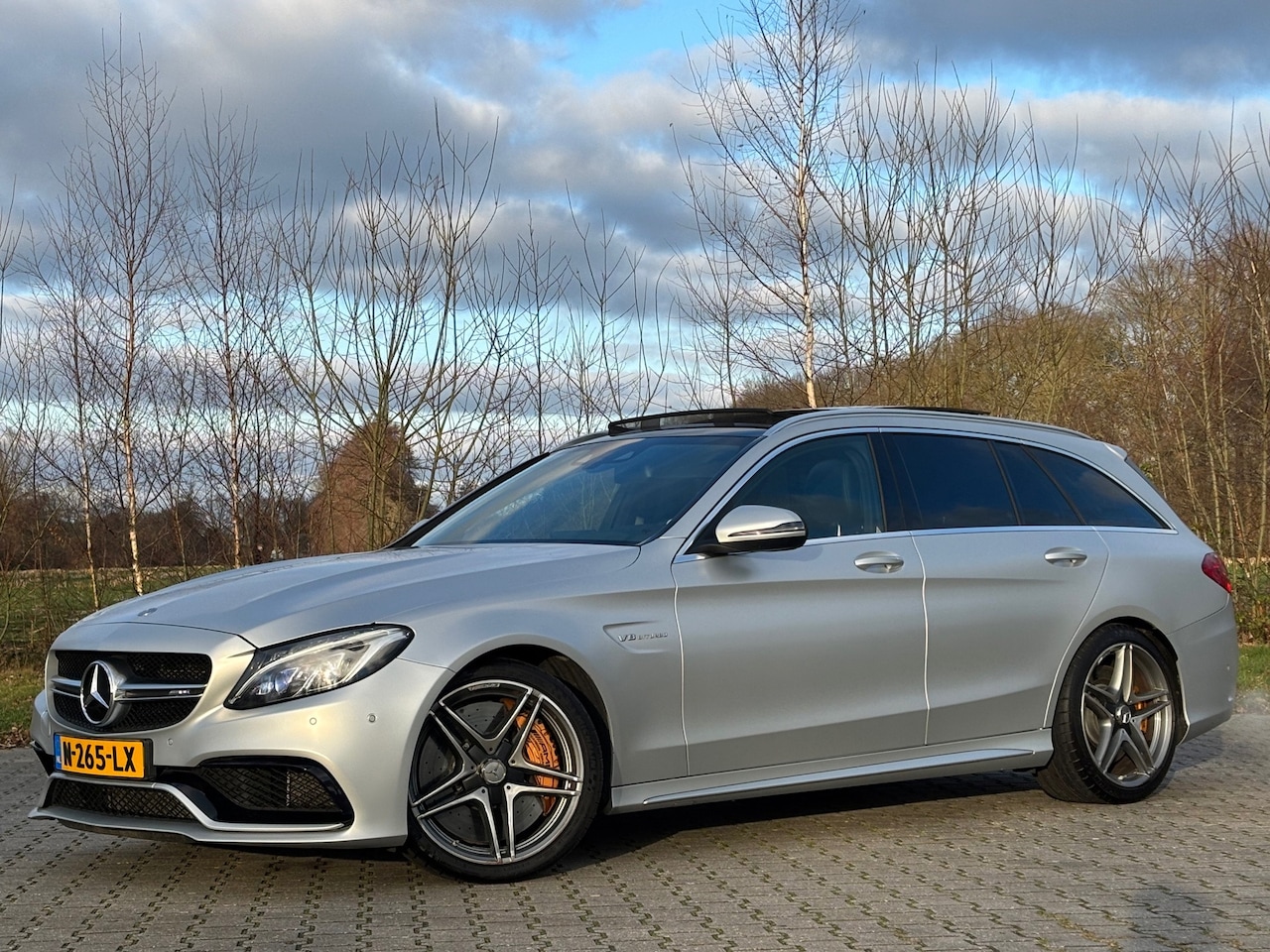 Mercedes-Benz C-klasse Estate - AMG 63S 510PK Keramisch Pano Burmester Memory HUD Iridium-Silver Dealer-OH! - AutoWereld.nl
