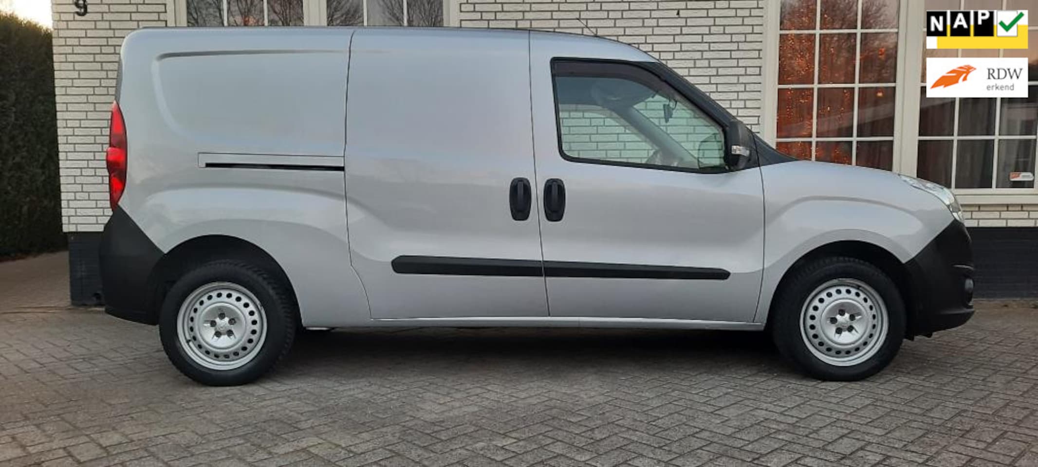 Opel Combo - 1.3 CDTi L2H1 ecoFLEX Sport 118989 km nap!! - AutoWereld.nl