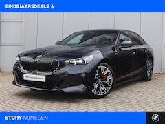 BMW i5 - eDrive40 M Sport / Adaptieve LED / Bowers & Wilkins / Comfort Access / Parking Assistant P