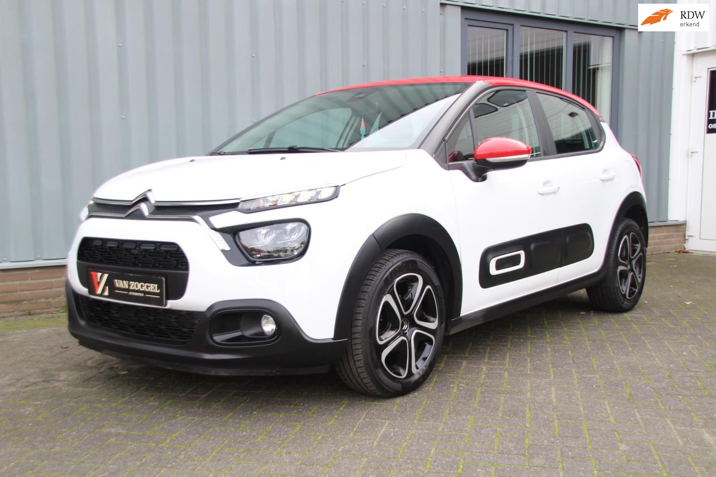 Citroën C3 - C3 1.2 110PK Shine | AUTOMAAT | AppleCarplay/Androi - AutoWereld.nl