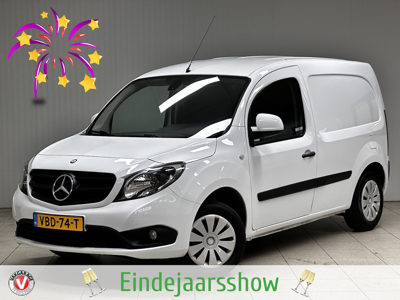 Mercedes-Benz Citan - 111 CDI BlueEFFICIENCY /Trekhaak! /Zij-schuifdeur rechts /DAB+! /Airco /Cruise /Elek. pakk - AutoWereld.nl