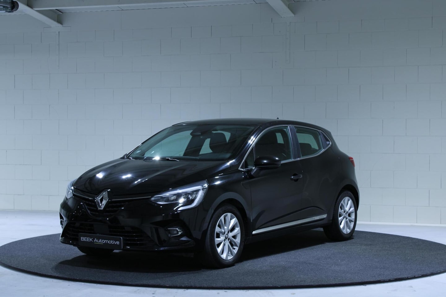 Renault Clio - 1.3 TCe Intens | Stuur- en stoelverwarming - AutoWereld.nl