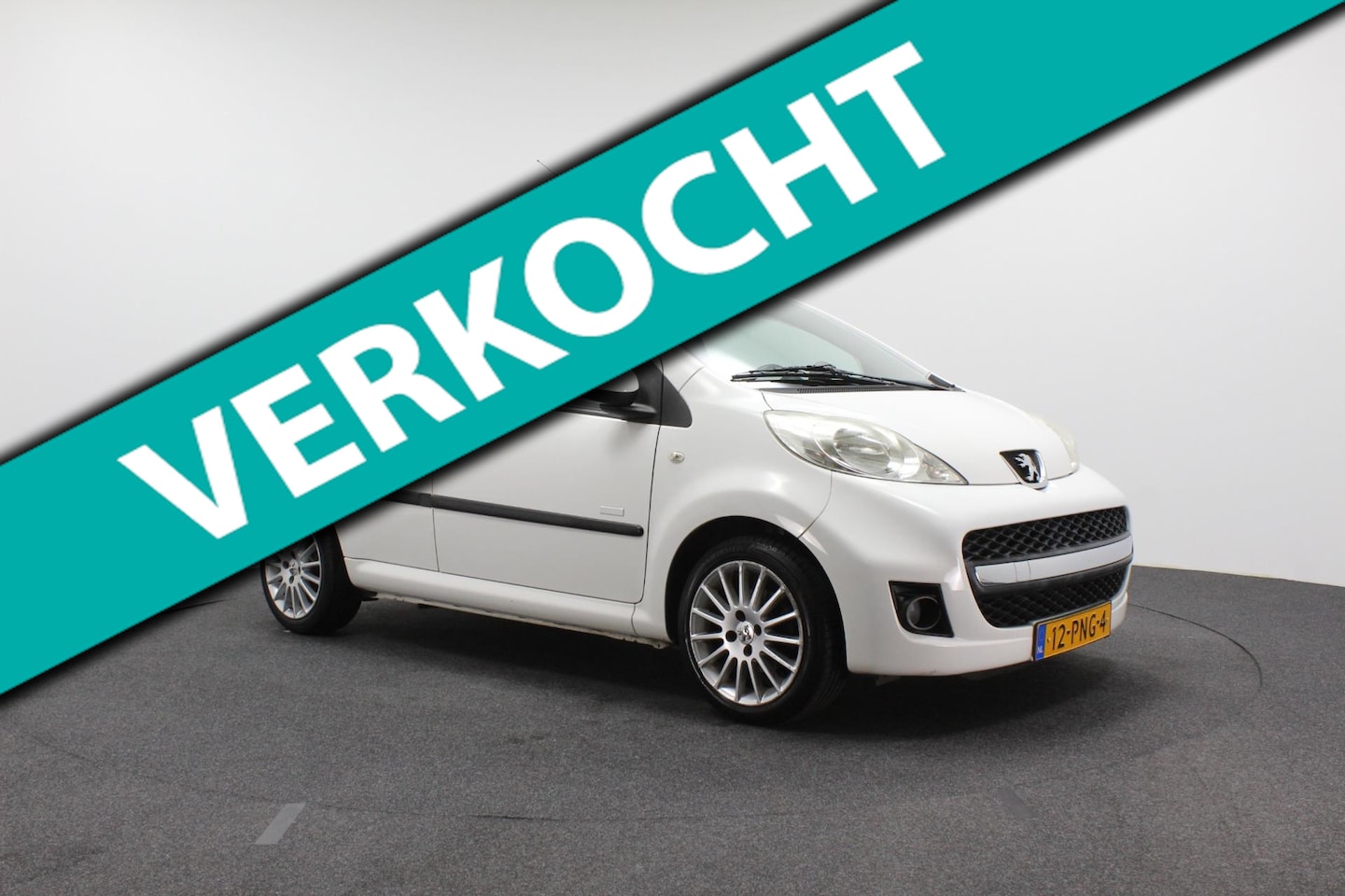 Peugeot 107 - 1.0-12V Millesim 200 | Automaat (!) | Airco | Nette auto | NAP | 5-deurs - AutoWereld.nl