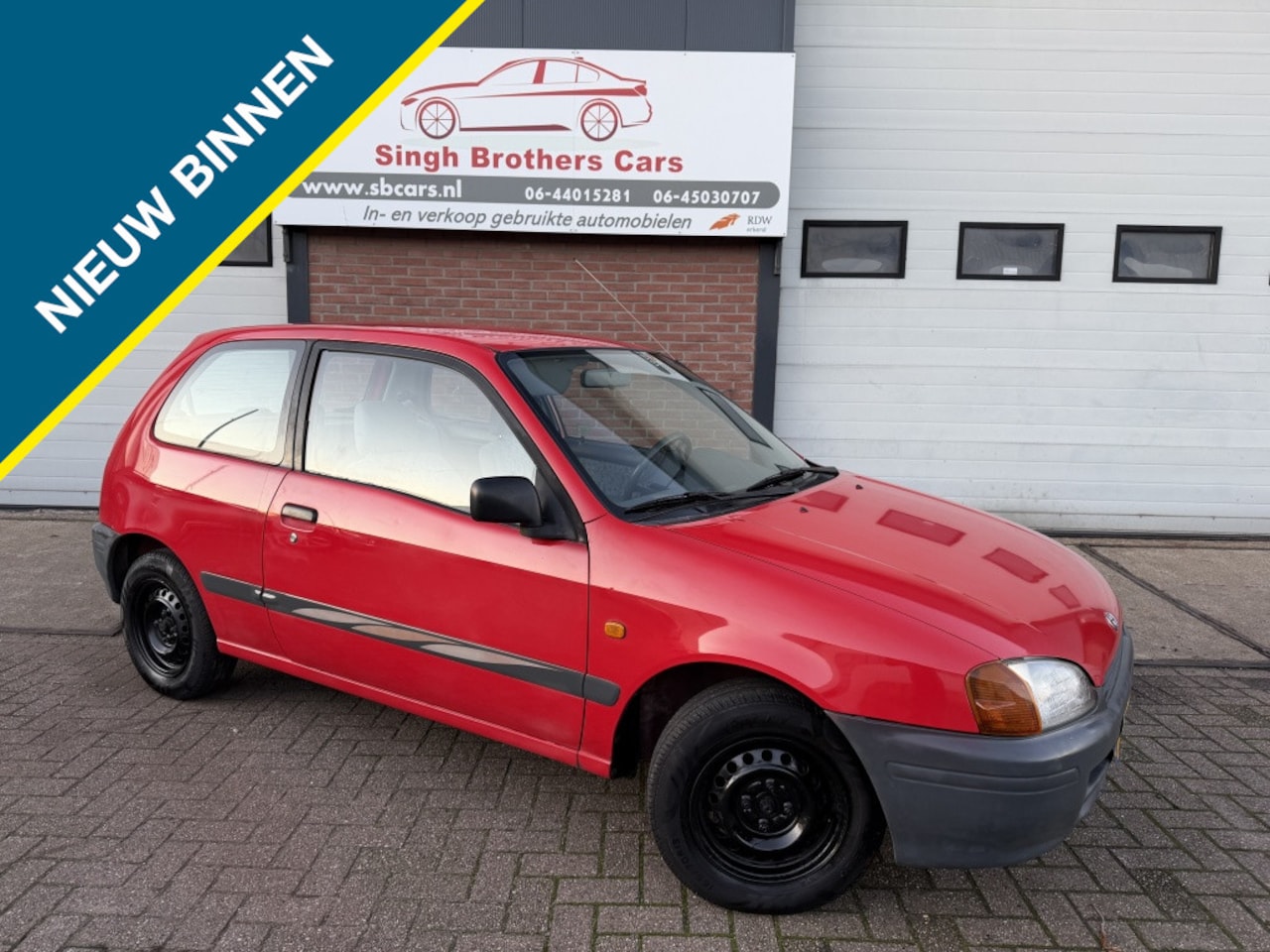 Toyota Starlet - 1.3-16V 1st Eigenaar/Nw-Apk/Nap/Inruil moge!!! - AutoWereld.nl