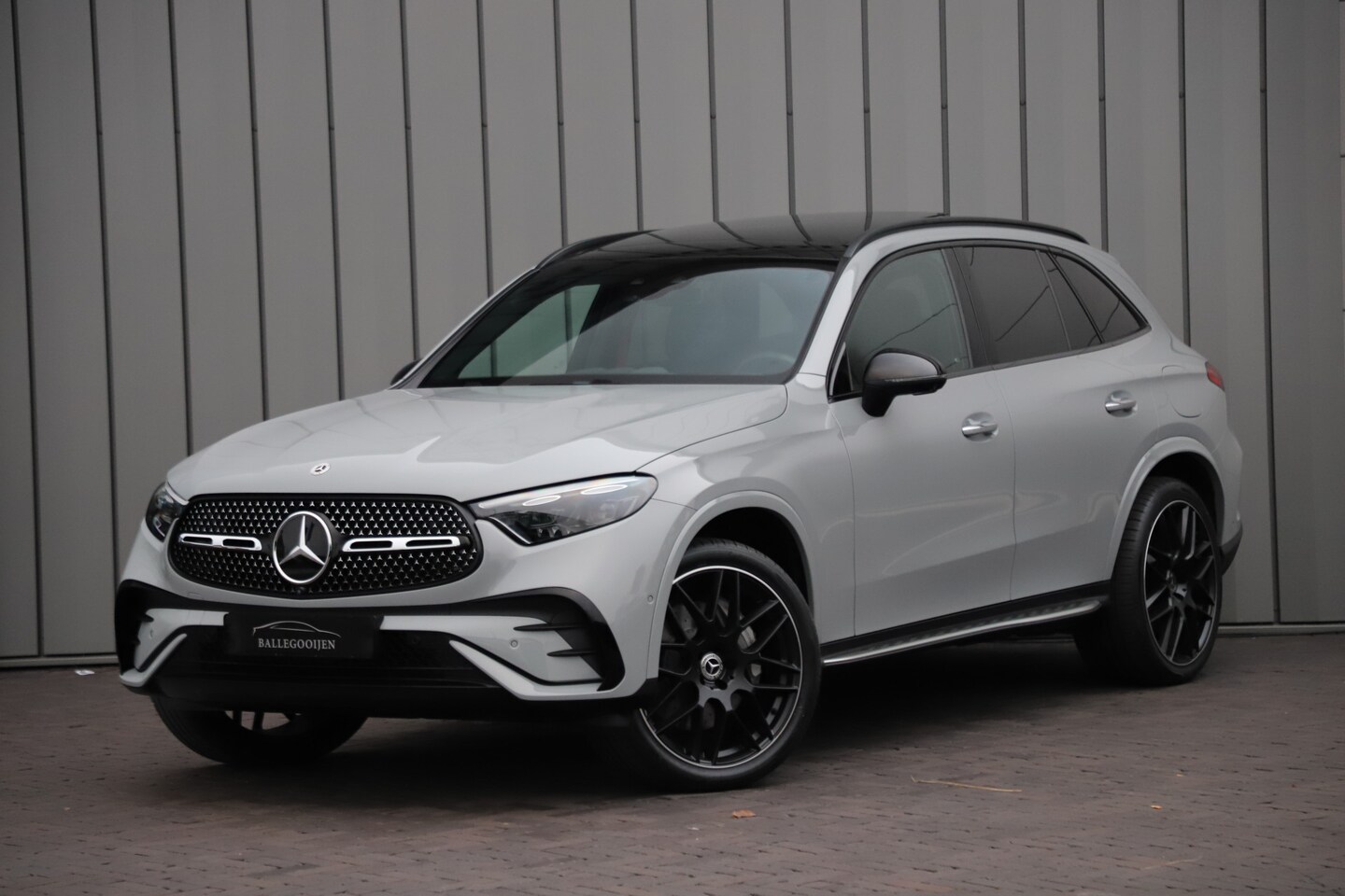 Mercedes-Benz GLC-klasse - 400e AMG 4-Matic | 381PK | Head-up | Keyless-go | Pano | Sfeerverlichting | Burmester | Di - AutoWereld.nl
