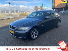 BMW 3-serie - 318i Business Line