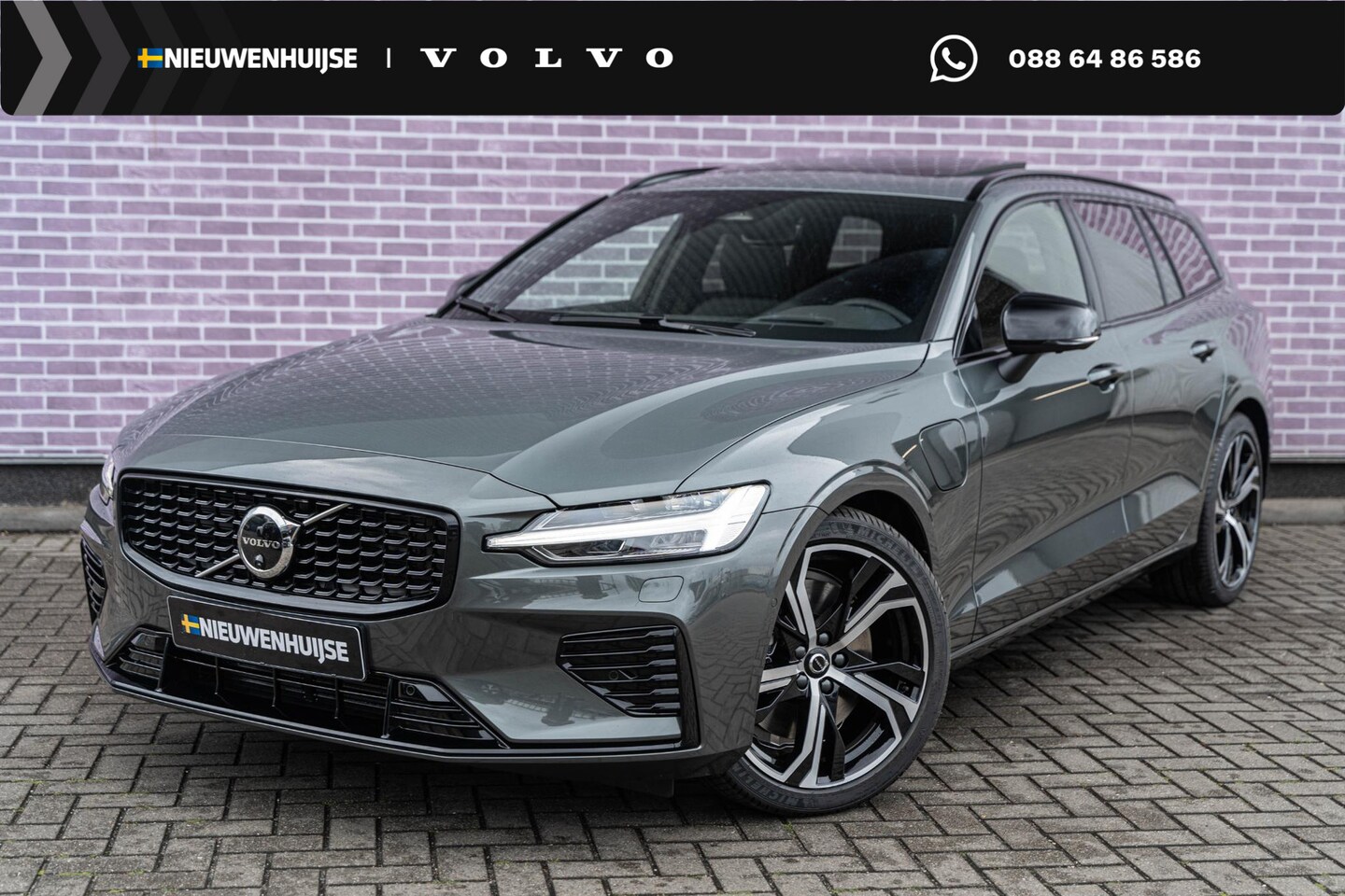 Volvo V60 - T6 Plug-in hybrid AWD Ultra Dark | Google | Longe Range | Schuif-/Kanteldak | Lederen Bekl - AutoWereld.nl