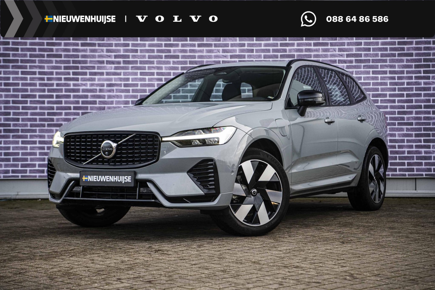 Volvo XC60 - 2.0 T6 Plug-in hybrid AWD Plus Dark | Trekhaak | Schuif/kanteldak | Rondomzicht camera | D - AutoWereld.nl