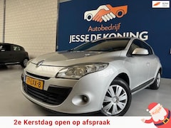 Renault Mégane - 1.6 Expression/ kleur: grijs/ bj.2009/ 5 deurs / Airco / NAP met 226080 km.en APK 08/2026/