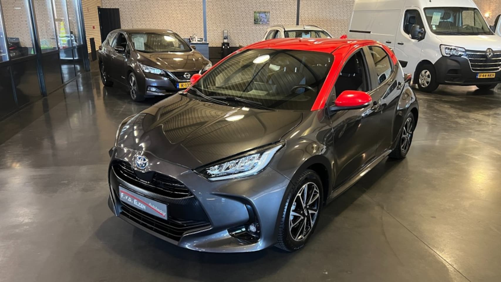 Toyota Yaris - 1.5 Hybride Tokyo Spirit - AutoWereld.nl