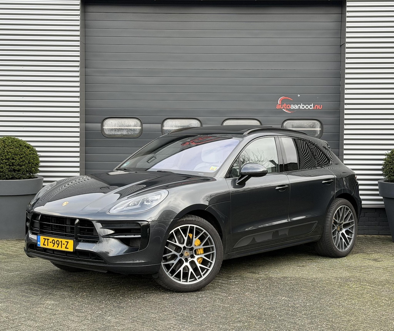 Porsche Macan - 3.0 S Sport Chrono | Panoramadak | Camera | Luchtvering | Carbon | GPAYAUDIO | DAB | - AutoWereld.nl