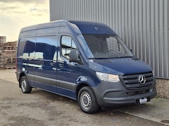 Mercedes-Benz Sprinter - 311 CDI GB L2 FWD Functional 3.5T 311 CDI L2H2 / AIRCO / CAMERA / 3 ZITS / DEALER ONDERHOU