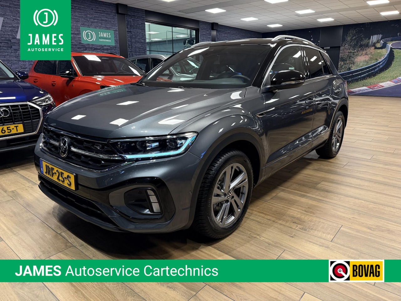 Volkswagen T-Roc - 1.5 eTsi R-Line First Edition |Navi|Carplay|Trekhaak|Stoelverwarming|LED Koplampen|DSG|All - AutoWereld.nl