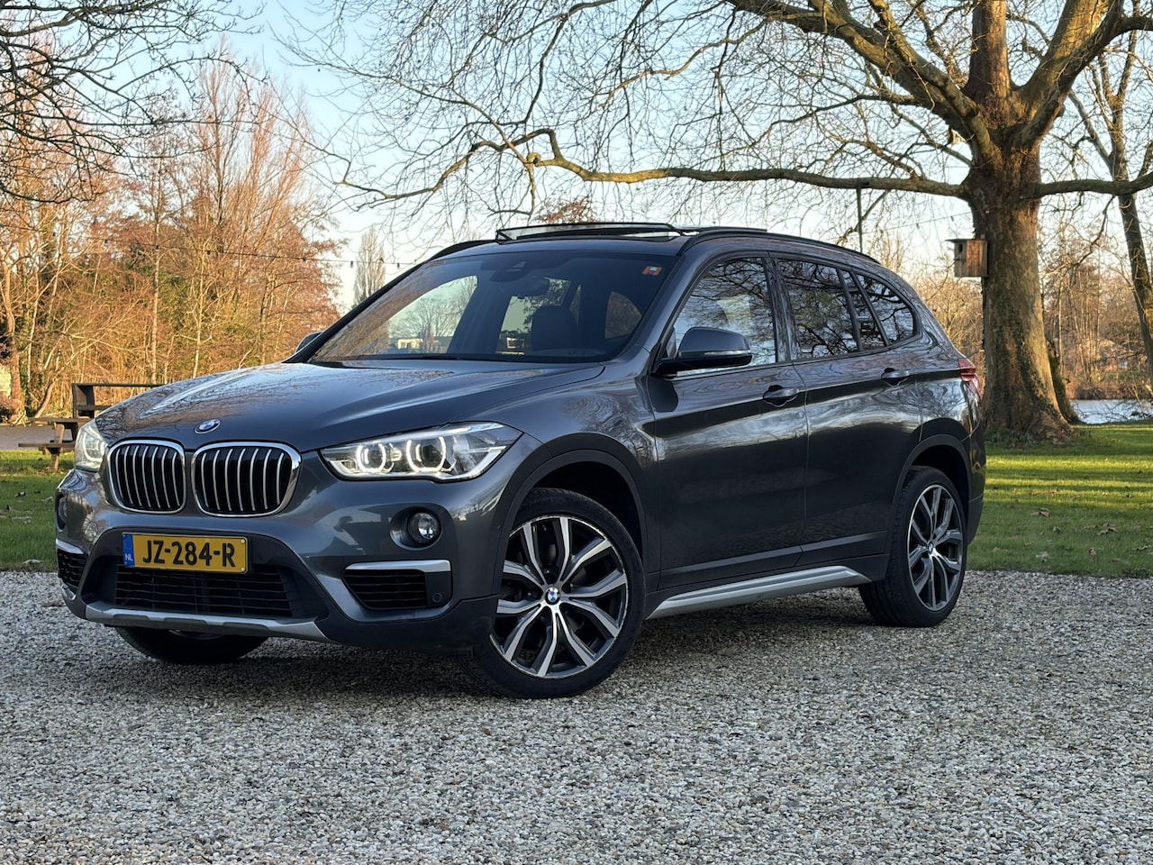 BMW X1 - 2.0i Automaat High Exe *1e Eig, Pano, Leer, Led* - AutoWereld.nl