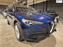 Alfa Romeo Stelvio - 2.0 T AWD B-Tech - Stoel en Stuurverw - Memorystoel - Camera - Navigatie