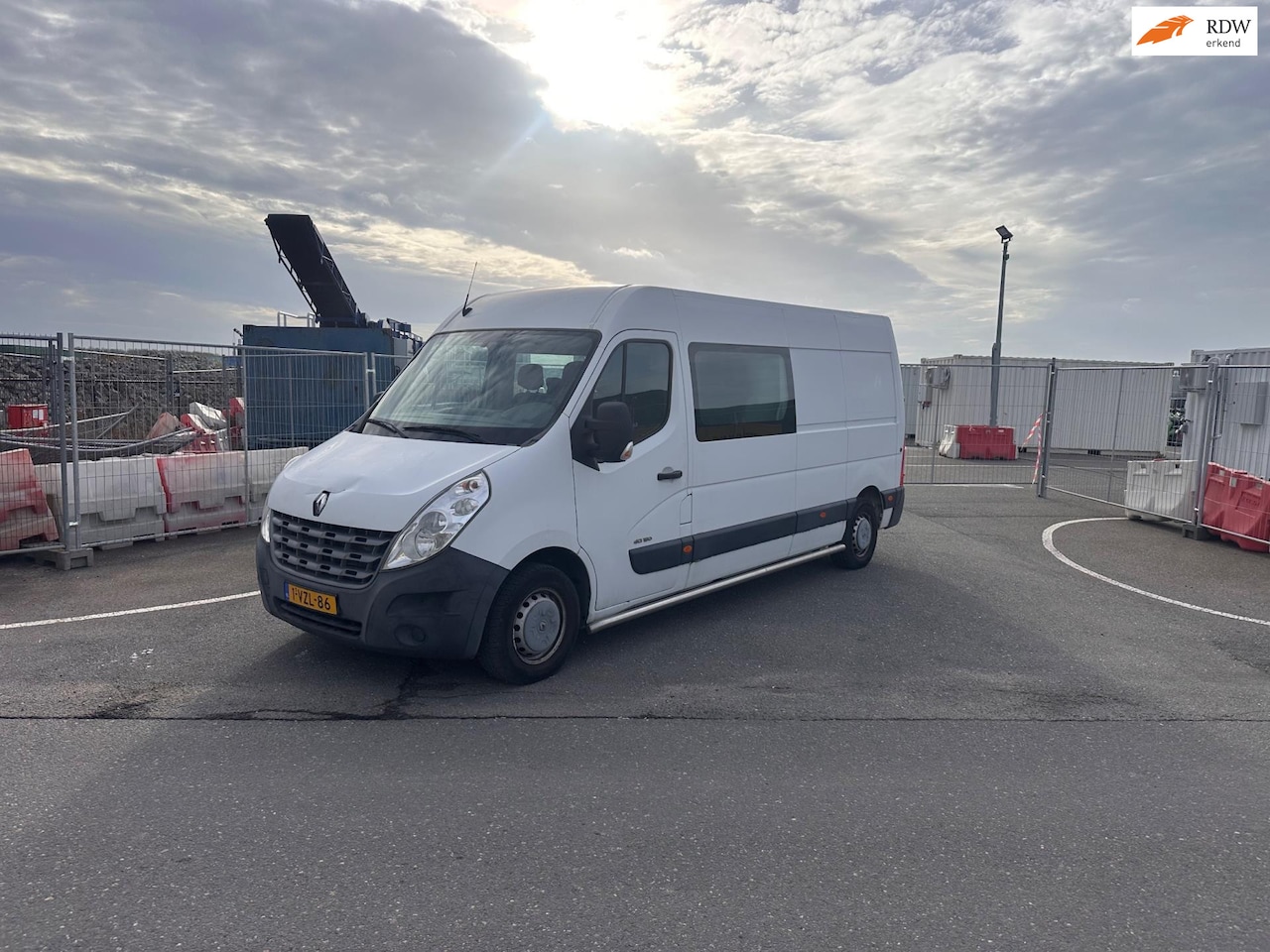 Renault Master - T35 2.3 dCi L4H2 Dubbel Cabine.Airco.Navi.Maxi - AutoWereld.nl