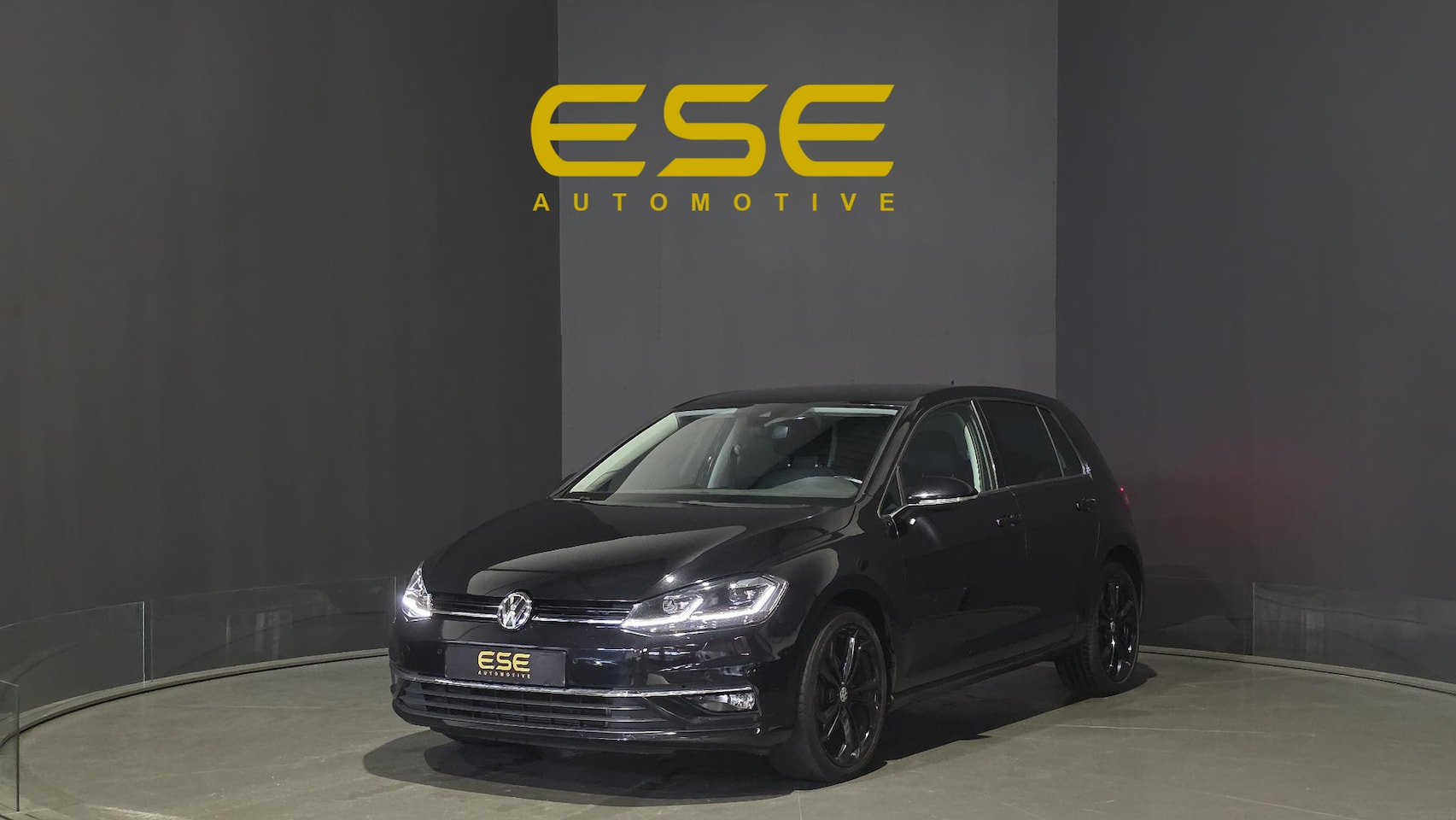 Volkswagen Golf - 1.4 TSI Highline Business R | Dsg | Dodehoek | Carplay | Camera - AutoWereld.nl