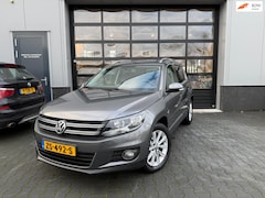 Volkswagen Tiguan - 1.4 TSI Sport&Style automaat trekhaak