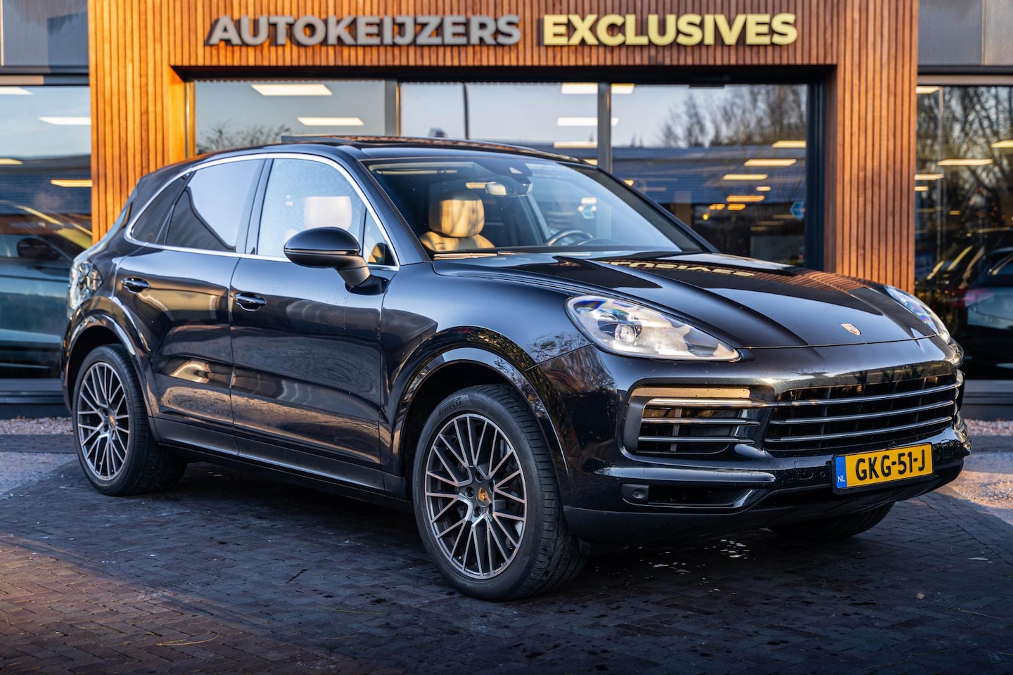 Porsche Cayenne - 3.0 Schuifdak Leer Navigatie BOSE Camera Sport Chrono Stoelventilatie - AutoWereld.nl