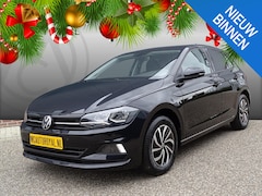 Volkswagen Polo - 1.0 Tsi comfortline AUTOMAAT | VIRTUAL DISPLAY | STOELVERWARMING | NAVIGATIE | APPLE CARPL