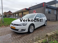 Volkswagen Golf - 1.2 CUP Climate, Park syst, Stoelverw., Cruise
