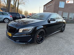 Mercedes-Benz CLA-Klasse - 180 Ambition AMG pakket