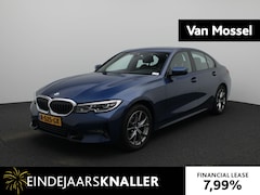 BMW 3-serie - 318i Sport Line Automaat | Navigatie | Apple Carplay / Android Auto | Sfeerverlichting | V