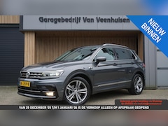 Volkswagen Tiguan - 1.4 TSI 150PK R-Line & Highline Pano.Dak Leder Virtual Trekhaak 360-view 19inch LM *Unieke