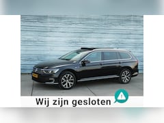 Volkswagen Passat Variant - 1.4 TSI GTE Highline Leer Pano Xenon Trekhaak Navi Full Optie