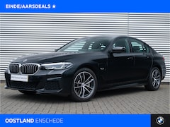 BMW 5-serie - 530e High Executive M Sport Automaat / Stoelverwarming / Comfortstoelen / Live Cockpit Pro
