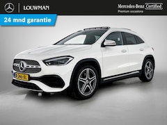 Mercedes-Benz GLA-Klasse - 200 Business Solution AMG AMG Lne | Night Pakket | Panoramadak | Trekhaak | Sfeerverlichti