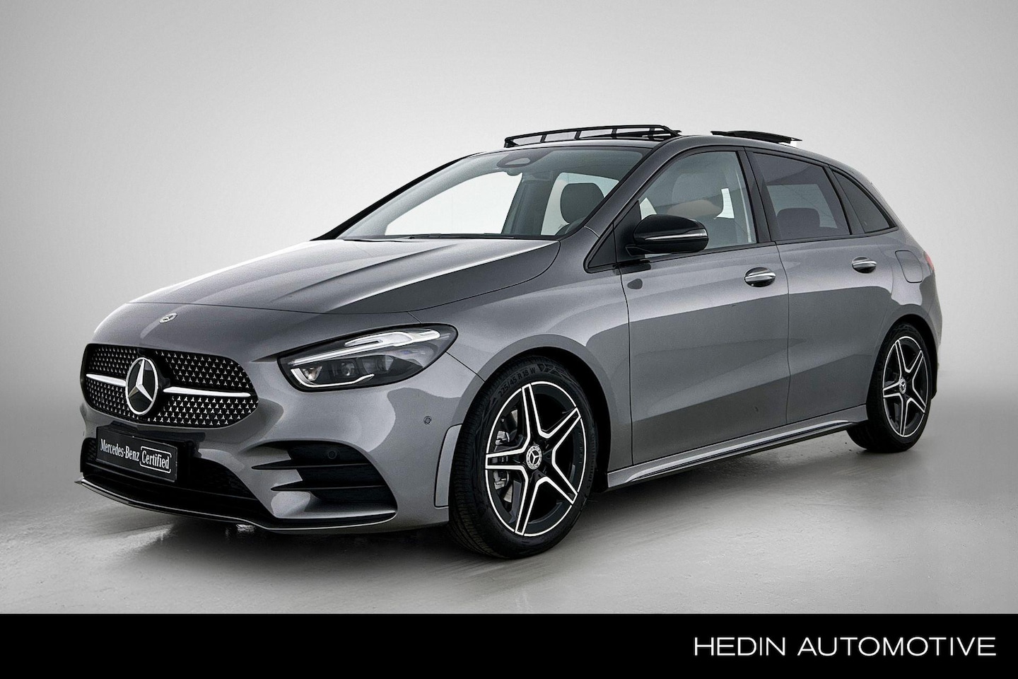 Mercedes-Benz B-klasse - B 180 Automaat Business Solution AMG | Nightpakket | Trekhaak - AutoWereld.nl
