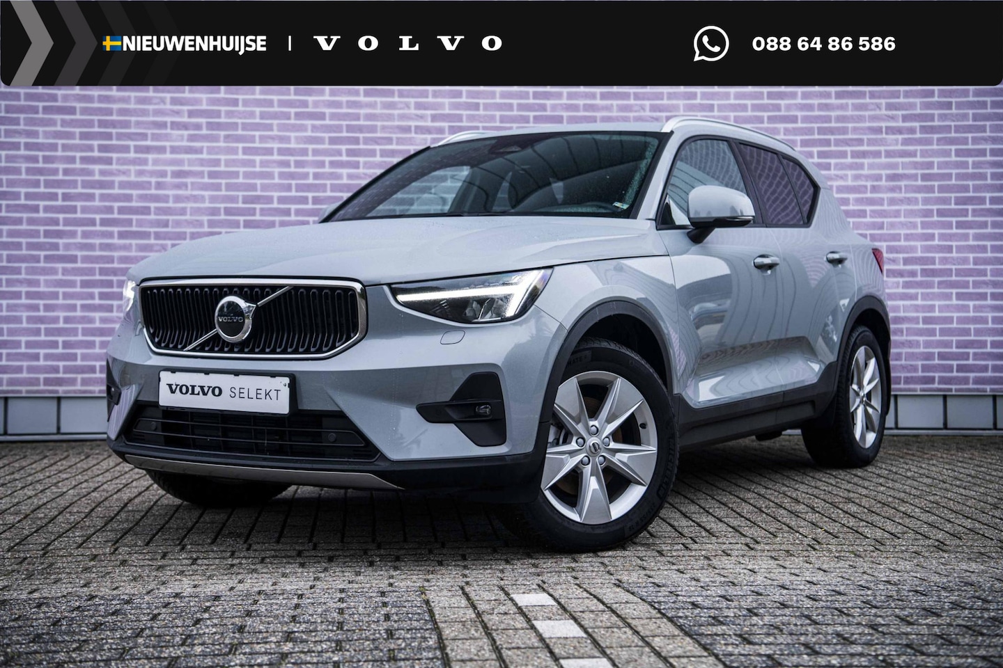 Volvo XC40 - 2.0 B4 Core | Trekhaak | Adaptieve Cruise Control | Dodehoek Detectie | Stoel-/Stuur-/-Ach - AutoWereld.nl