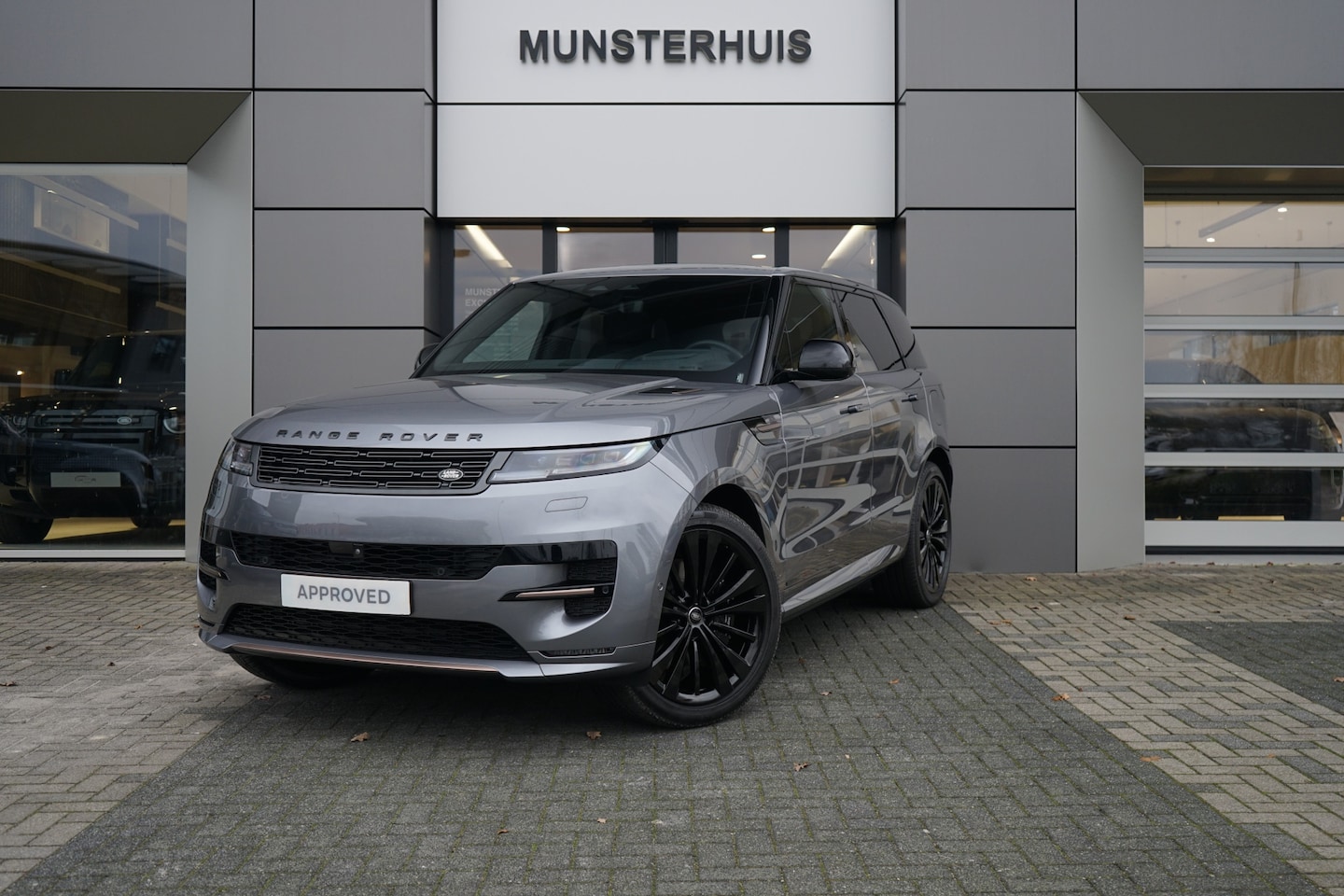 Land Rover Range Rover Sport - 3.0 P510e Autobiography | Elektrische Treeplanken | Head-up display | Massage stoelen | - AutoWereld.nl