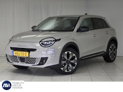 Fiat 600 - 1.2 Hybrid La Prima | Lederen Bekleding | Apple-Android | Parkeercamera