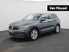 Volkswagen Tiguan - 1.5 TSI Life Business | 18 inch velgen | Automaat | Stoelverwarming | Navigatie | Achterui