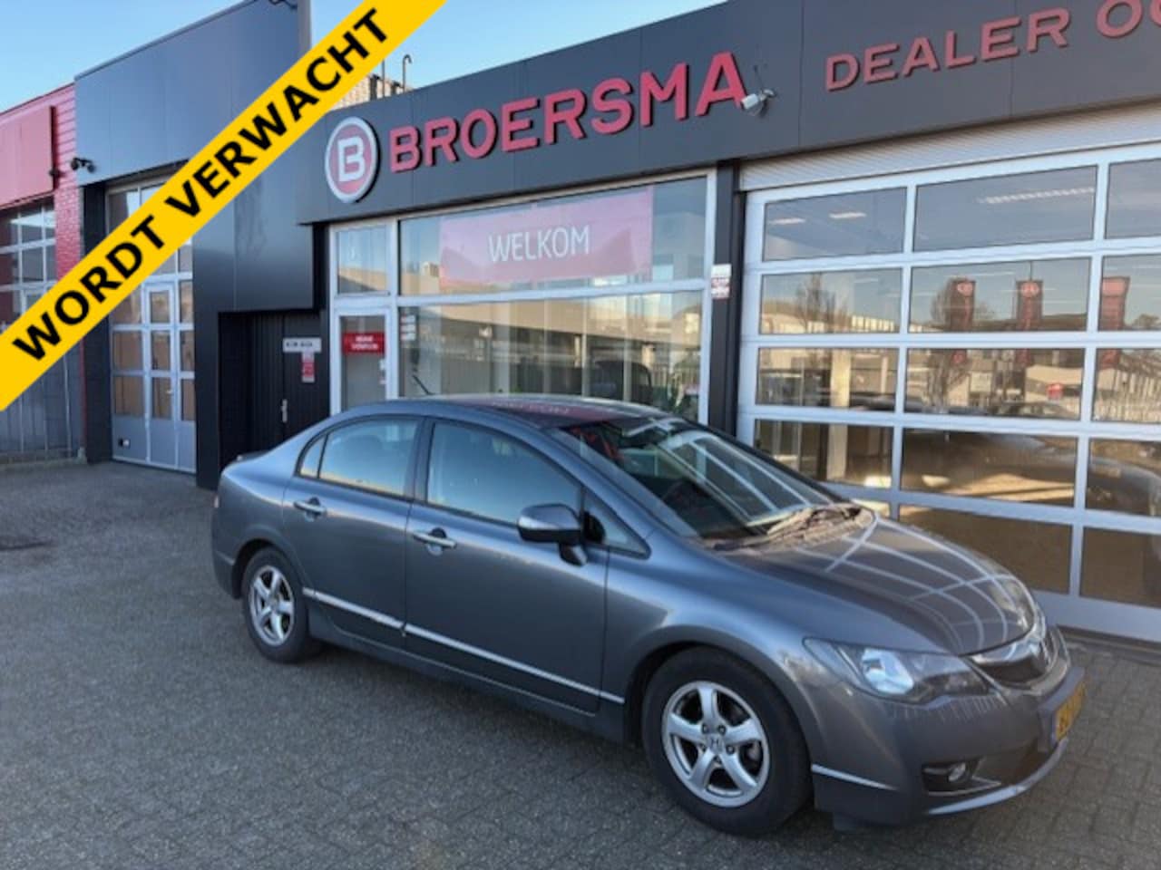 Honda Civic - 1.3 Hybrid Elegance 2 EIGENAAR |*HYBRIDE * AUTOMAAT * NIEUWE APK - AutoWereld.nl