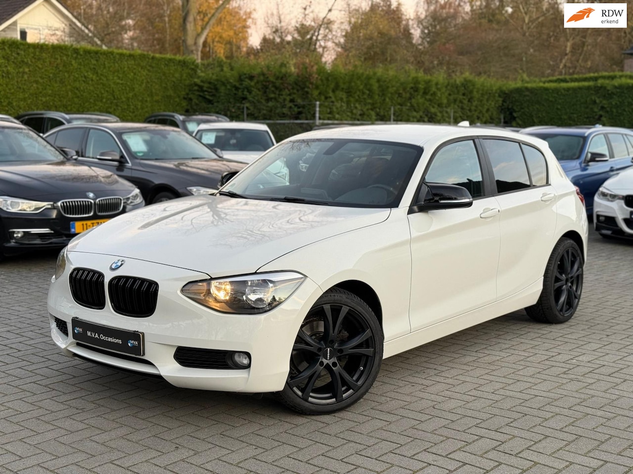 BMW 1-serie - 114i EDE Corporate Lease Edition|Nieuwe Ketting + Klepseals|Stoelverwarming|Nette staat.. - AutoWereld.nl
