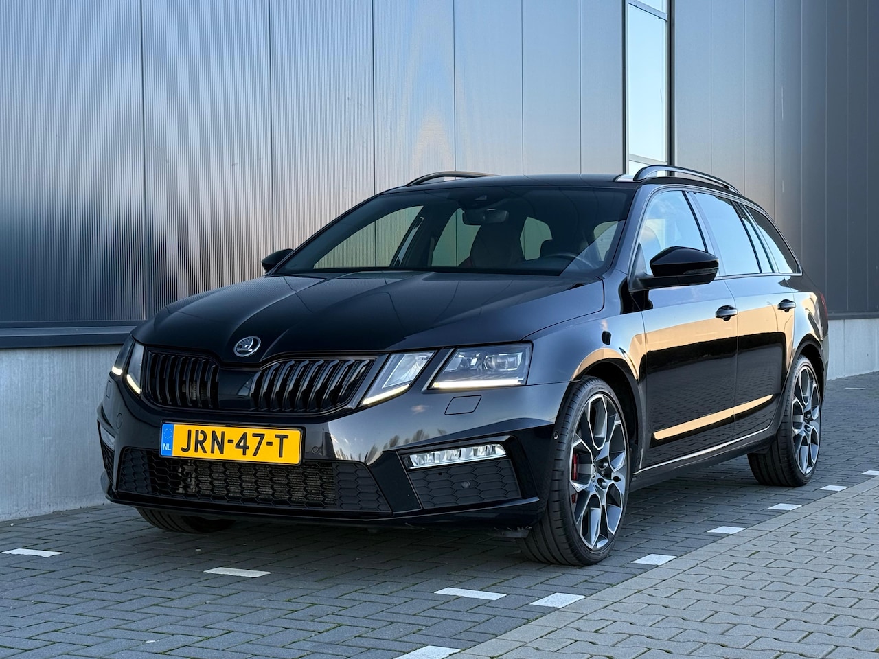 Skoda Octavia Combi - 2.0 TSI RS 245 Business Standkachel Camera VOL - AutoWereld.nl