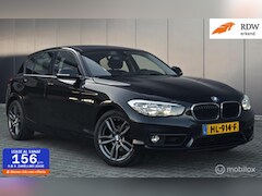 BMW 1-serie - 118i Autom Cruise Stoelverw PDC Navi Trekh IZGST