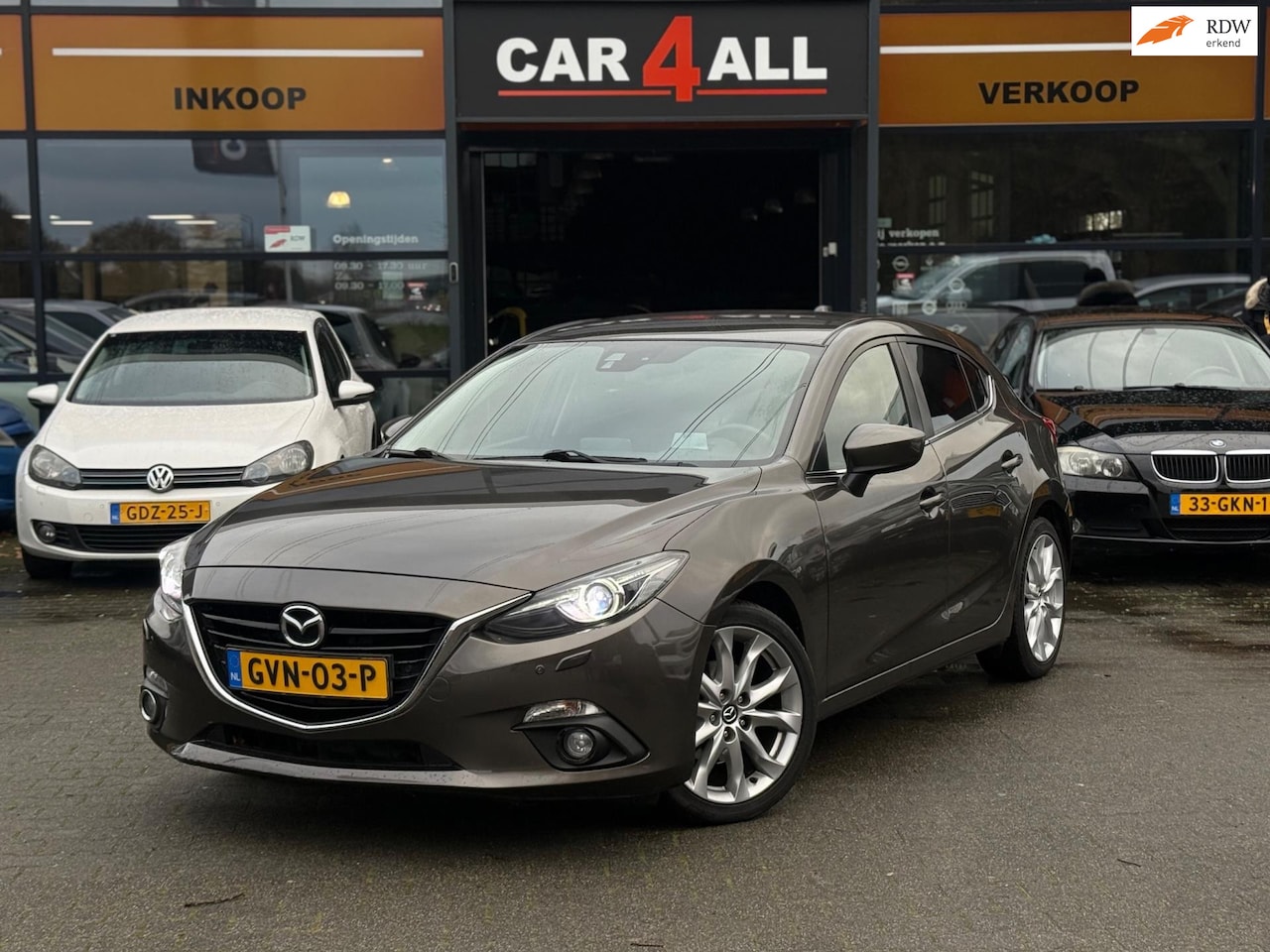 Mazda 3 - 2.0 GT-M LEDER/PDC/HU-D/XENON/APK 22-4-26/STLVRM/LMVELGEN - AutoWereld.nl