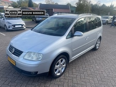 Volkswagen Touran - 2.0-16V FSI Highline Trekhaak Nieuwe apk