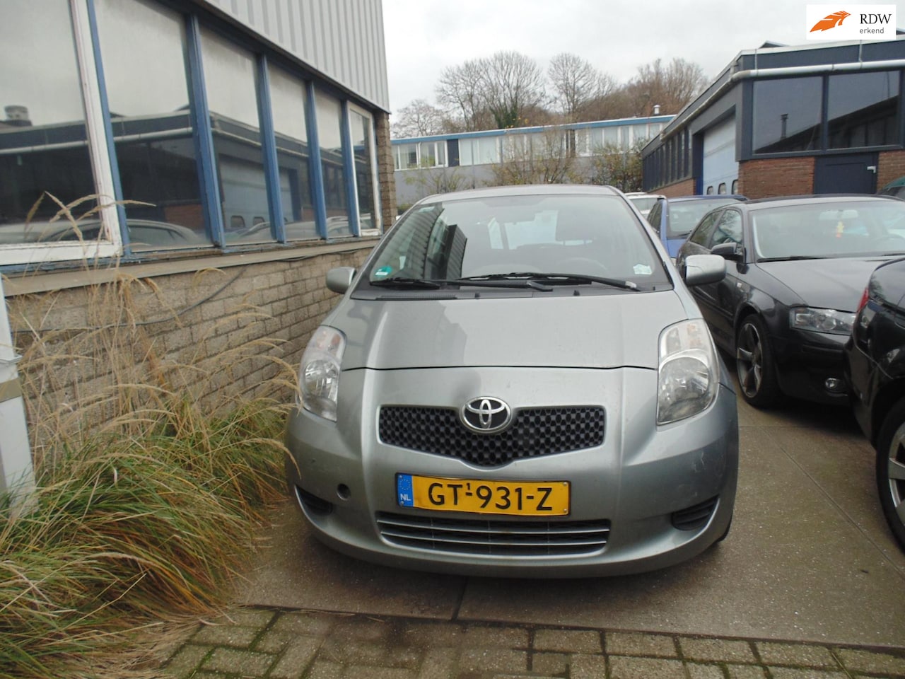 Toyota Yaris - 1.3 VVT-i Terra 1.3 VVTi Terra - AutoWereld.nl
