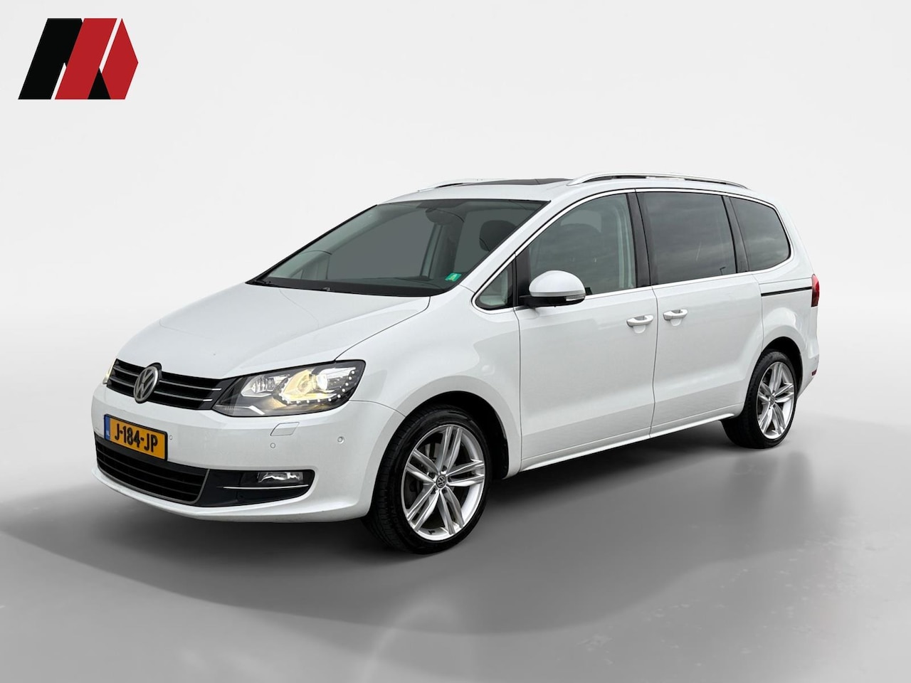 Volkswagen Sharan - 1.4 TSI Highline | El. Schuifdeur | Pano | Trekhaak - AutoWereld.nl
