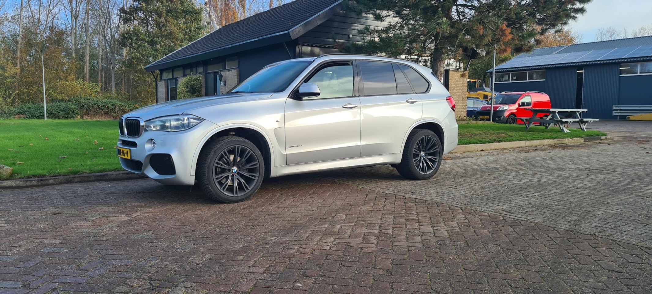 BMW X5 - xDrive30d met M pakket - AutoWereld.nl