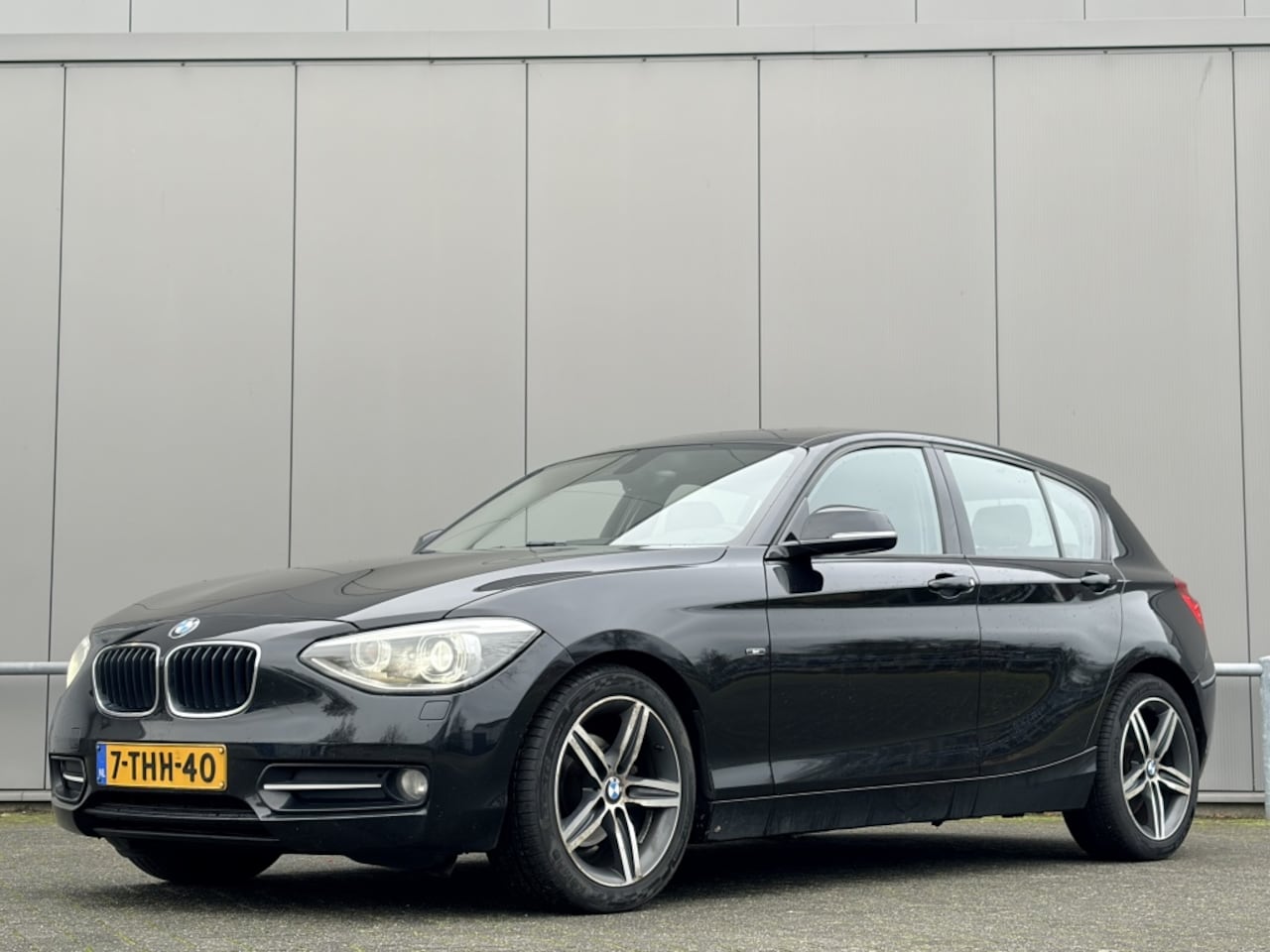 BMW 1-serie - 116i - nieuwe ketting - leder - navi - airco - cruise - AutoWereld.nl