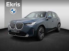 BMW X3 - 30e xDrive Panoramadak | Iconic Glow | Professional Pack | Comfort Pack